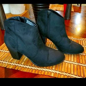 BP. Nolly WesternStyle Booties